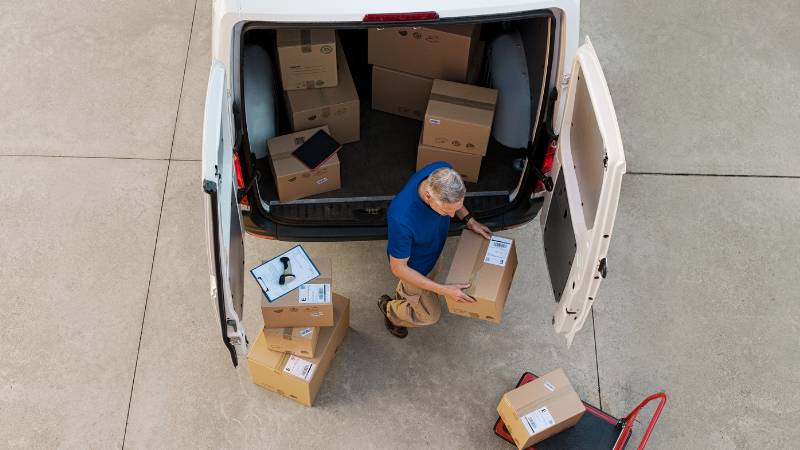 corriere qualificato bano